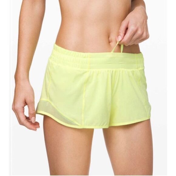 Lululemon hotty hot shorts II 2.5” in florid flash - Picture 3 of 10